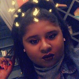 Meet your Posher, Symone'